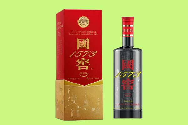 通辽扎鲁特旗回收国窖1573.jpg